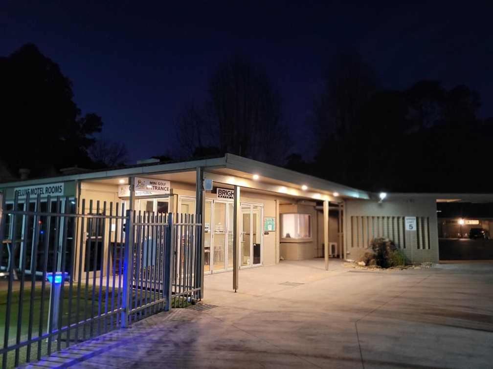 The Bright Motor Inn 외부 사진