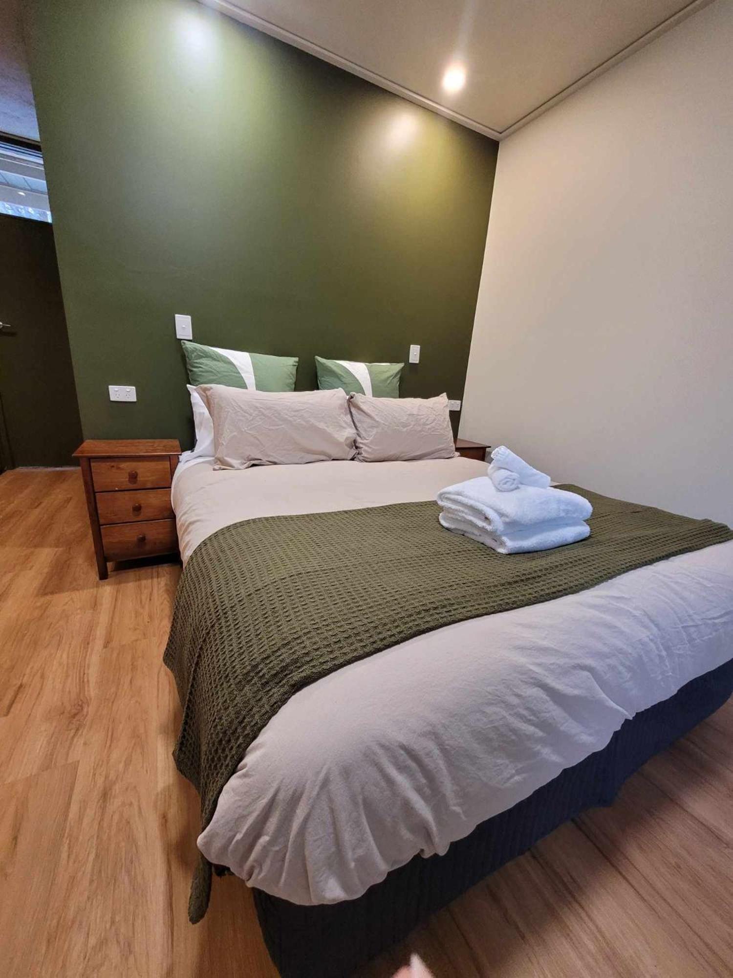 The Bright Motor Inn 외부 사진